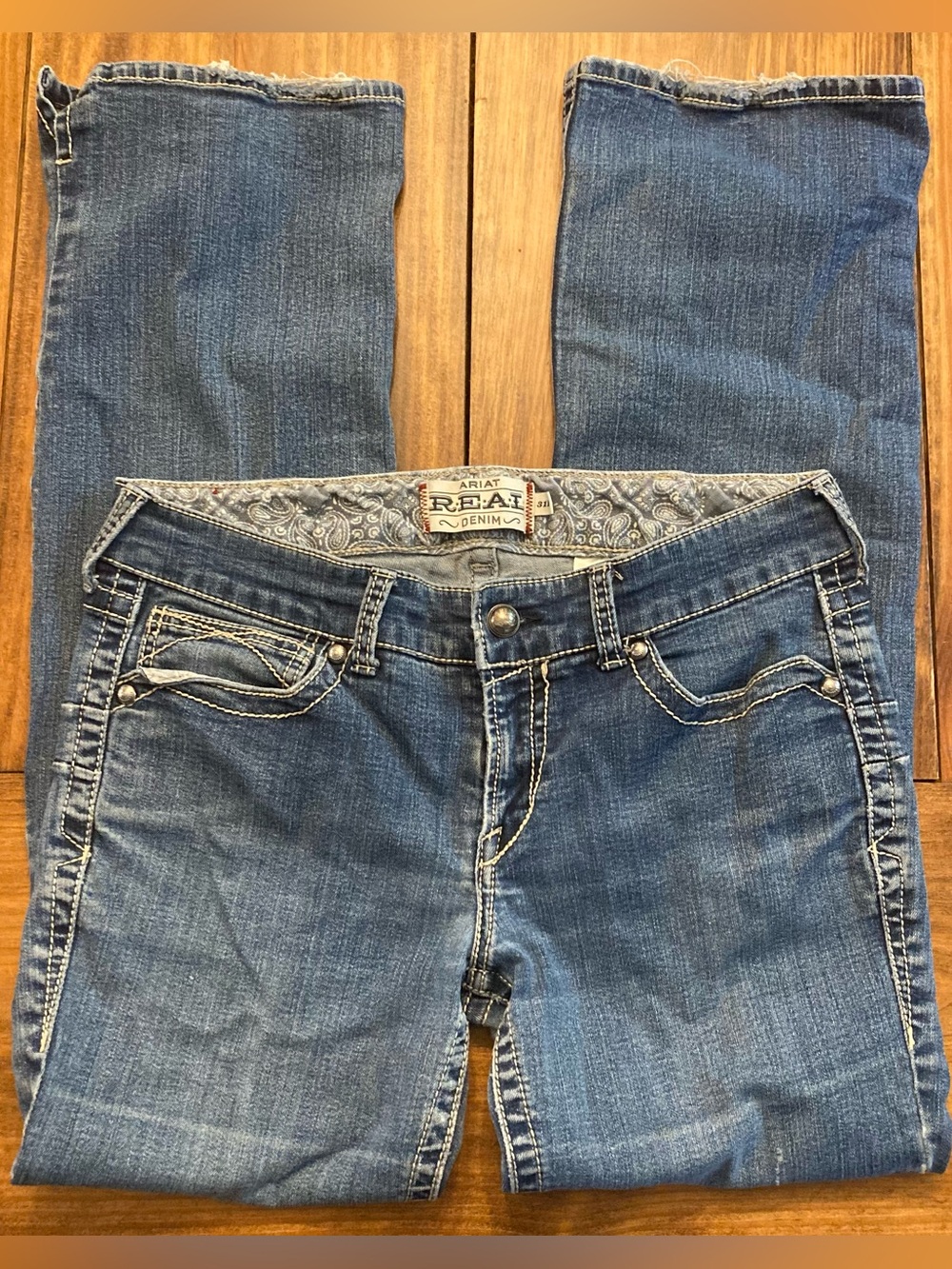Ariat REAL Womens 31R (30” inseam) Mid Rise Boot Cut Riding Jeans
